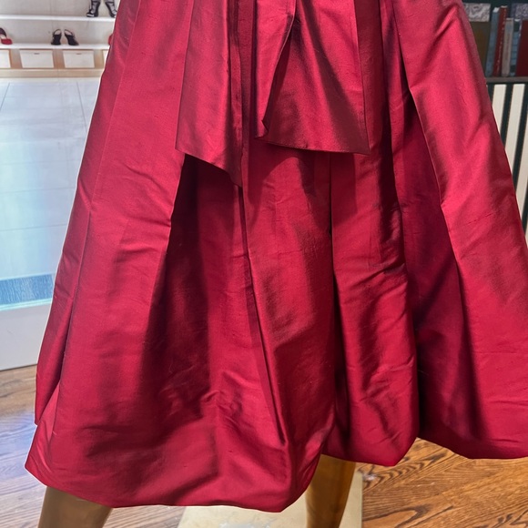 Kate Hill 100% Silk Evening Dress. - Picture 6 of 7